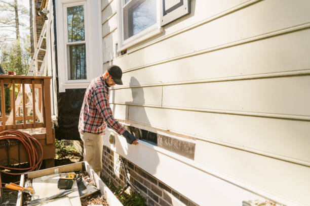 Trusted Emergency Siding Repair service in Parrish, FL - Creative Siding